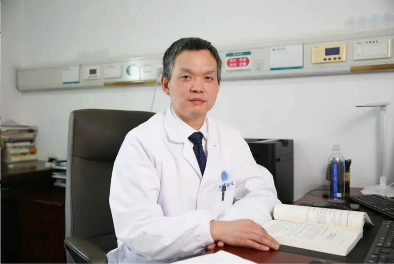 QiuBai Li — Member portrait